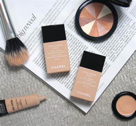 chanel vitalumiere aqua vs dior airflash|Best Chanel Foundation Options You Need to Try.